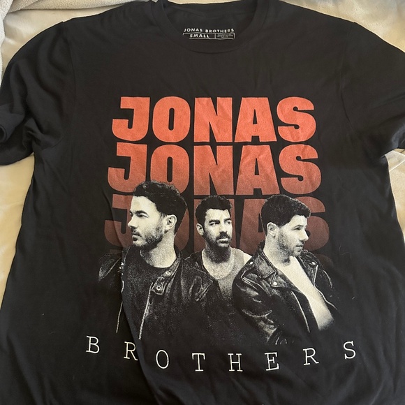 T-shirt - Picture 1 of 1